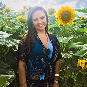 Meet your Posher, Lauren